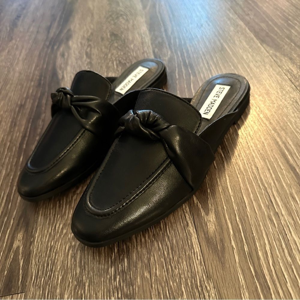 Steve Madden Chart Mule - Picture 4 of 8